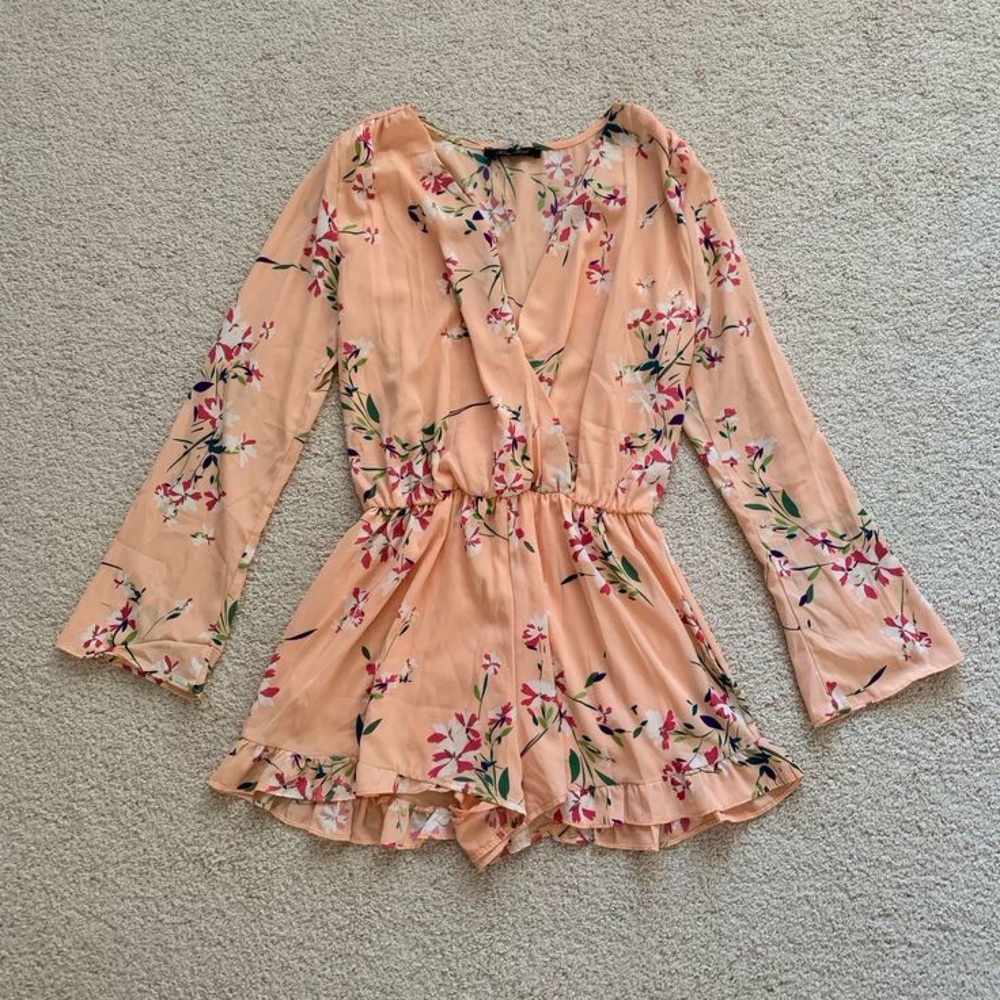 Floral Peach Long-Sleeve Tie-Waist Peplum Top